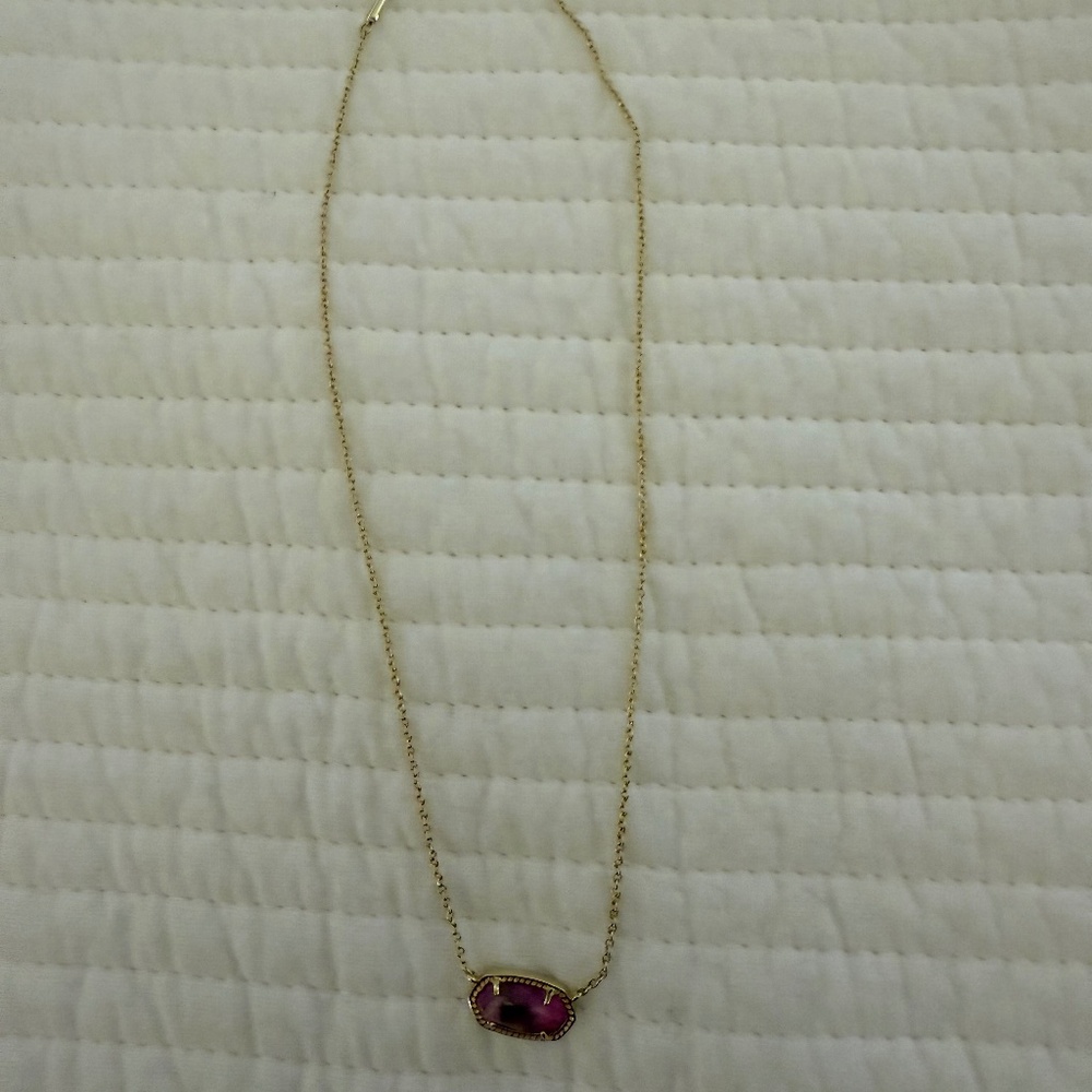 Kendra Scott Elisa Gold Short Pendant Necklace